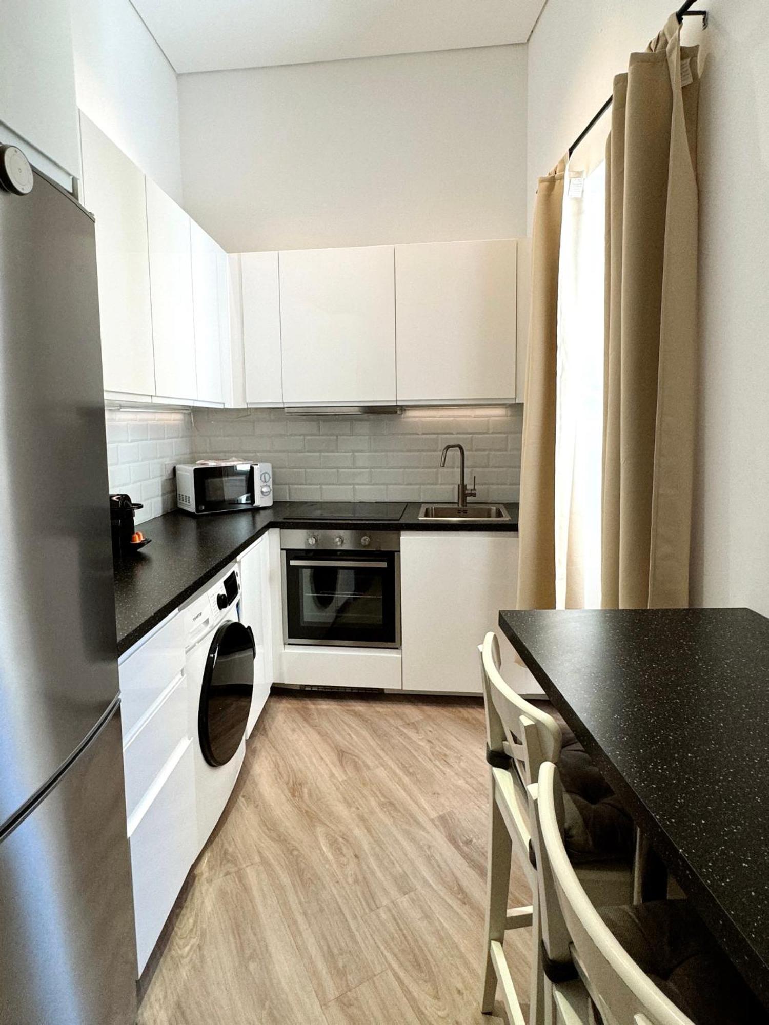 Delightful City Centre Studio Clarendon Apartment - Grand Central House Gibraltar Extérieur photo
