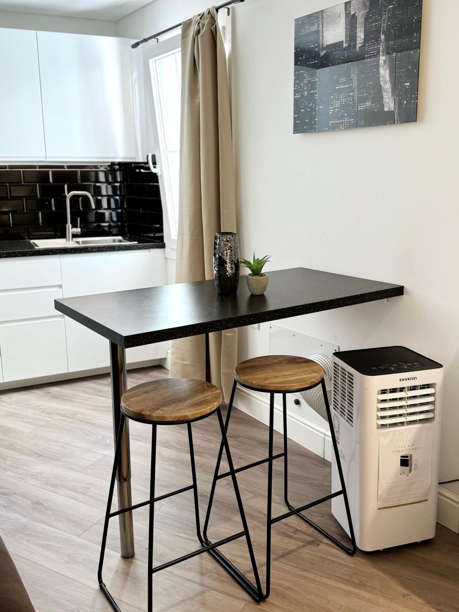 Delightful City Centre Studio Clarendon Apartment - Grand Central House Gibraltar Extérieur photo